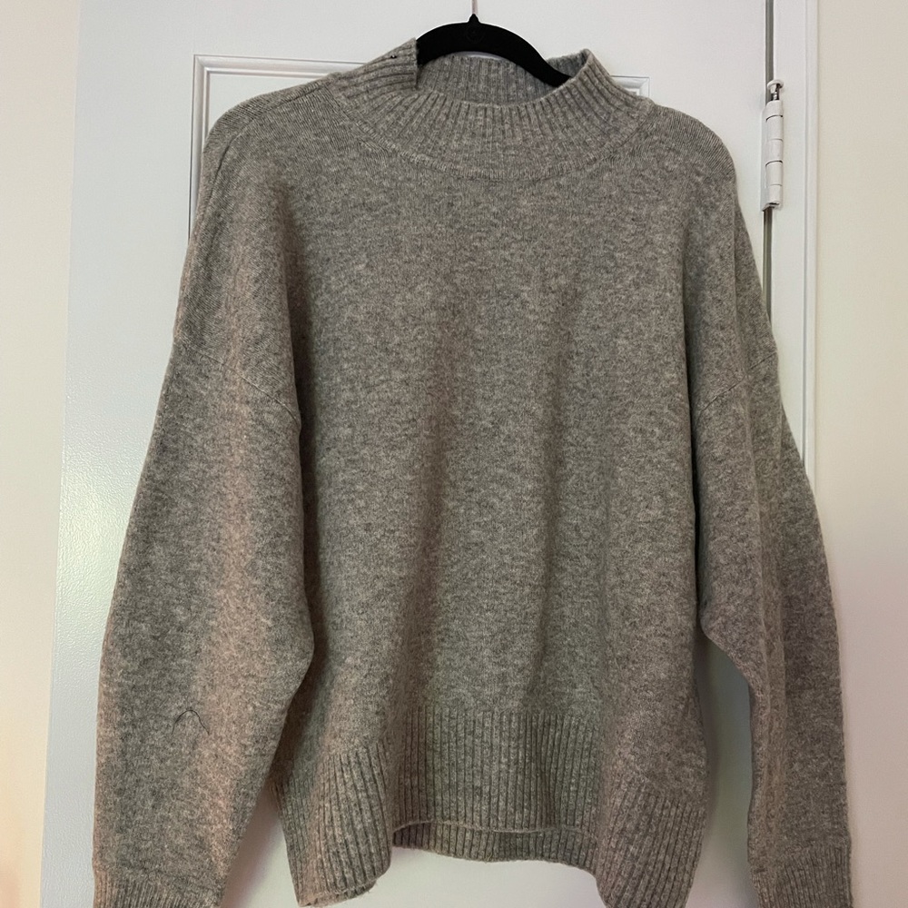 Grey M h&m wool sweater